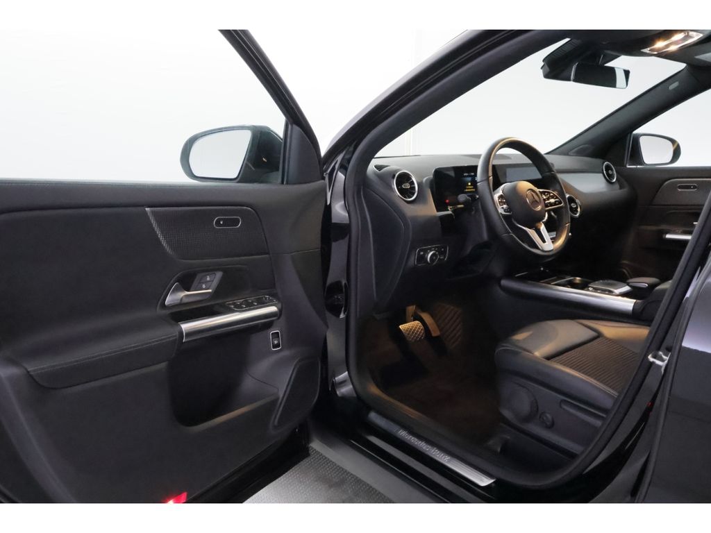 Mercedes-Benz GLA 200 2020