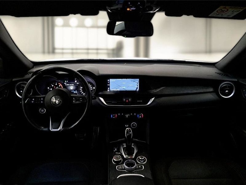 Alfa Romeo Stelvio 2022