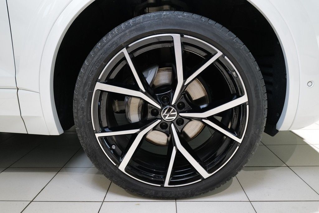 Volkswagen Touareg 2025