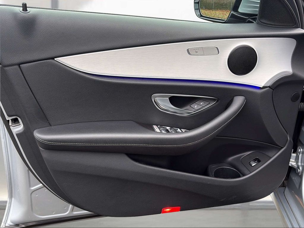 Mercedes-Benz E 300 2021