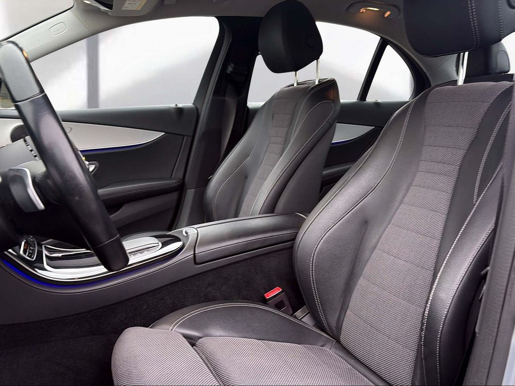 Mercedes-Benz E 300 2021