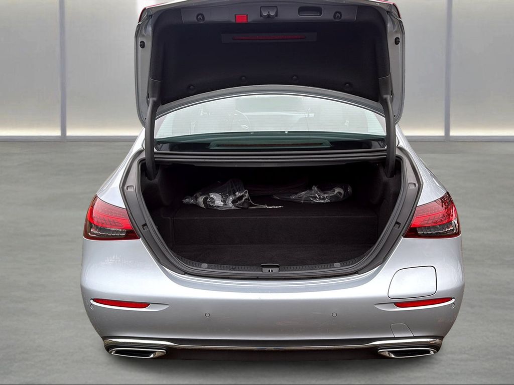 Mercedes-Benz E 300 2021