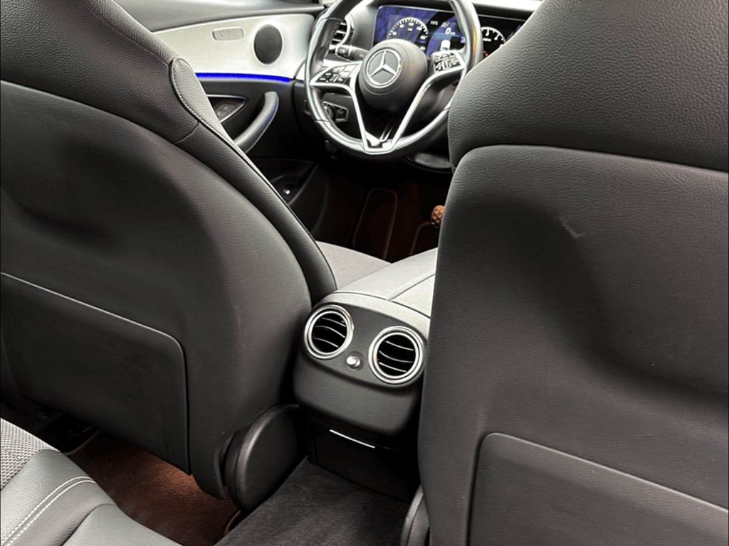 Mercedes-Benz E 300 2021