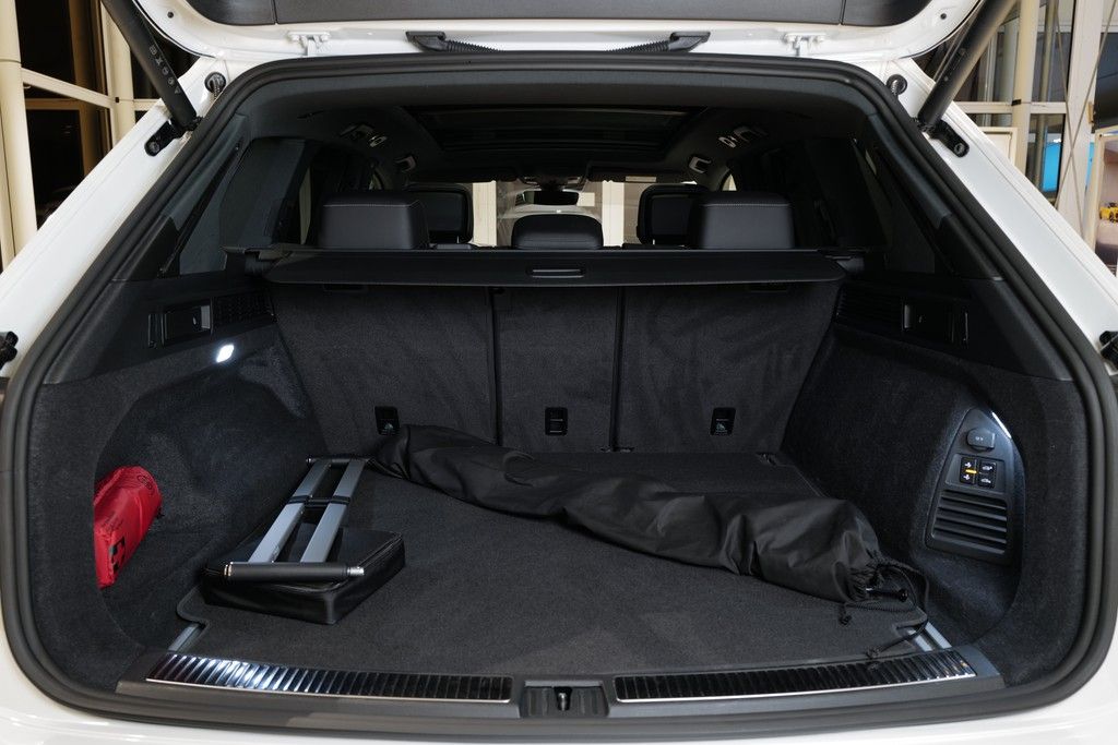 Volkswagen Touareg 2025