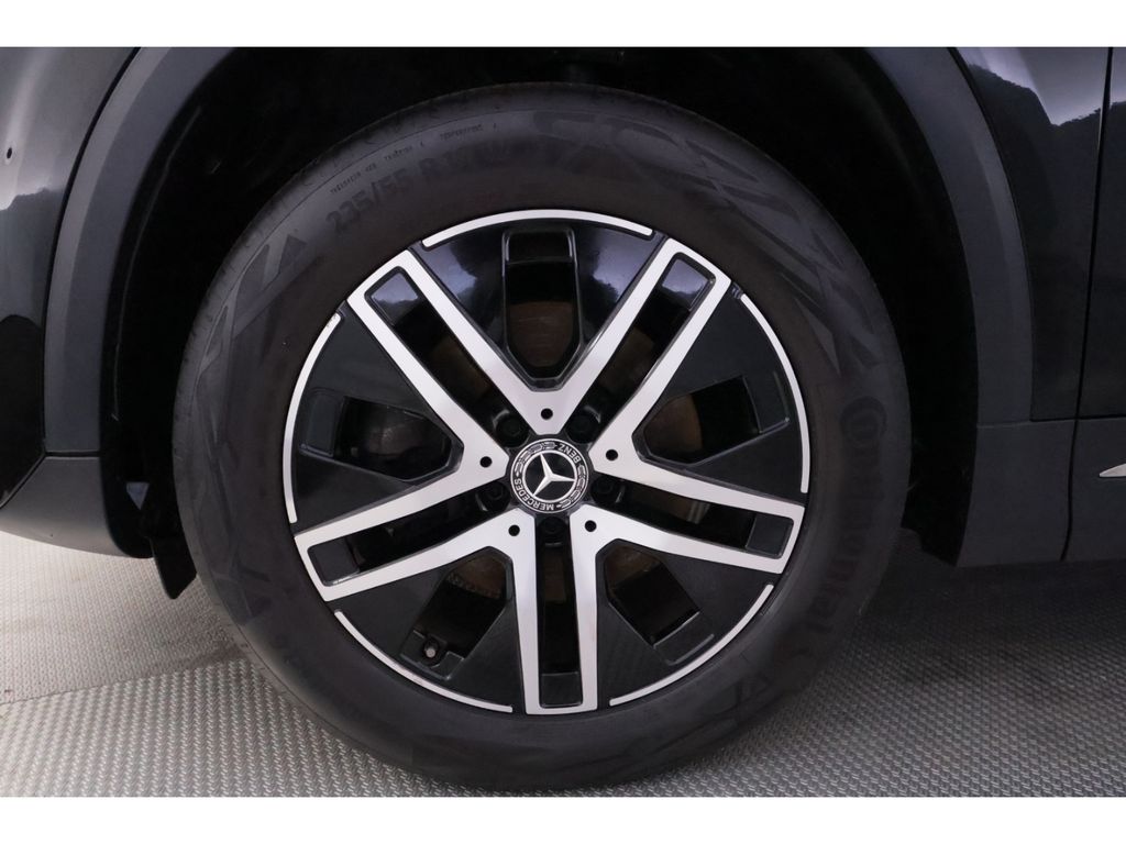 Mercedes-Benz GLA 200 2020