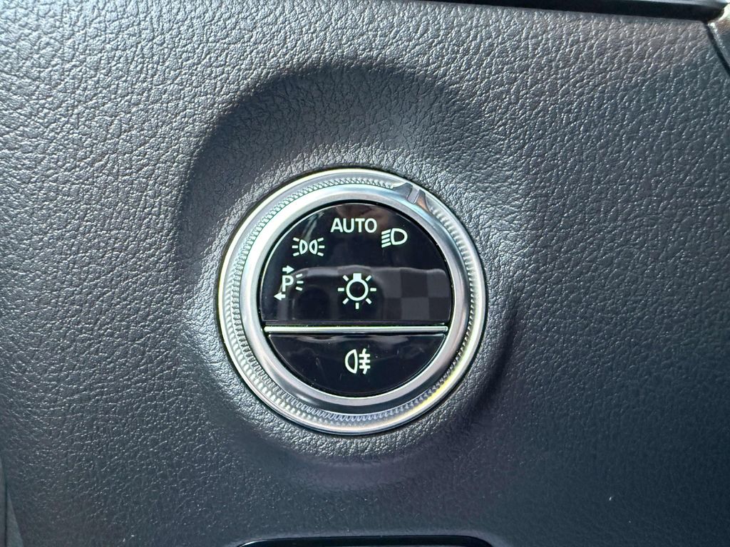 Mercedes-Benz C 200 2023