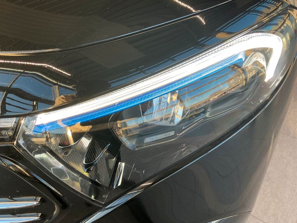 Mercedes-Benz EQB 2022