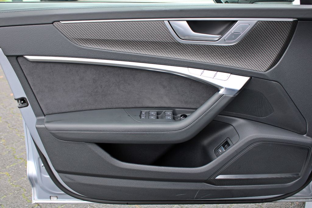 Audi RS6 2024