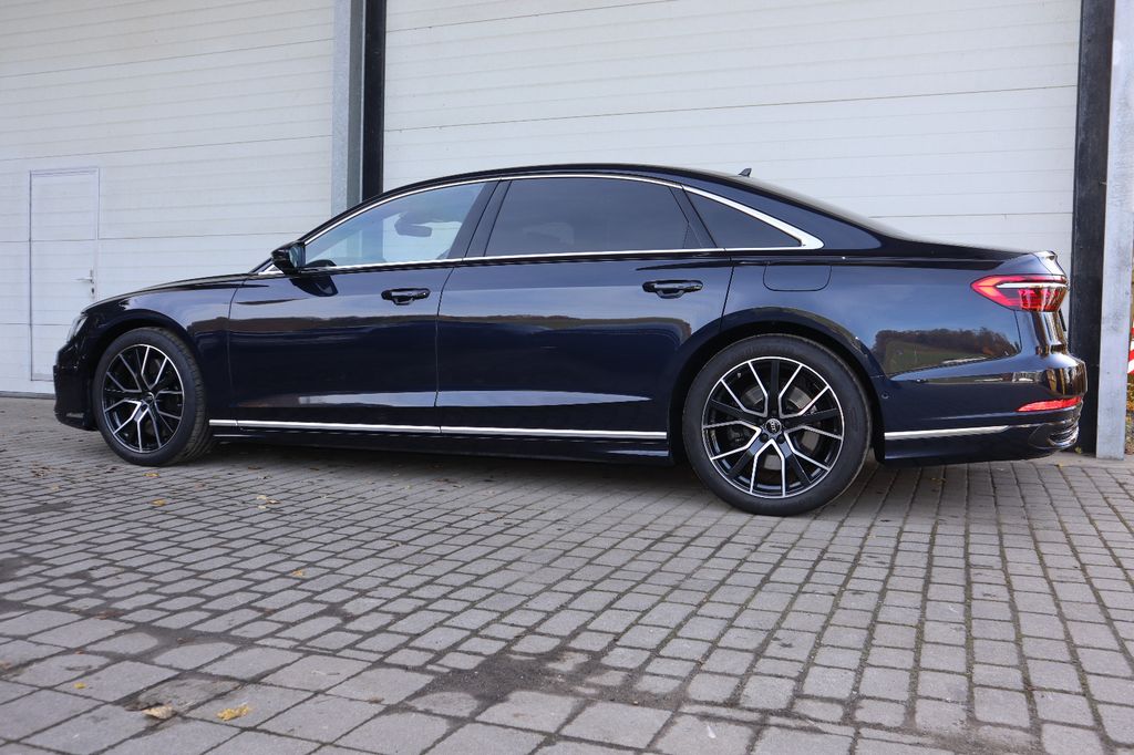 Audi A8 2024