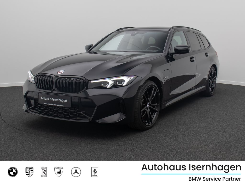 BMW 330 2022