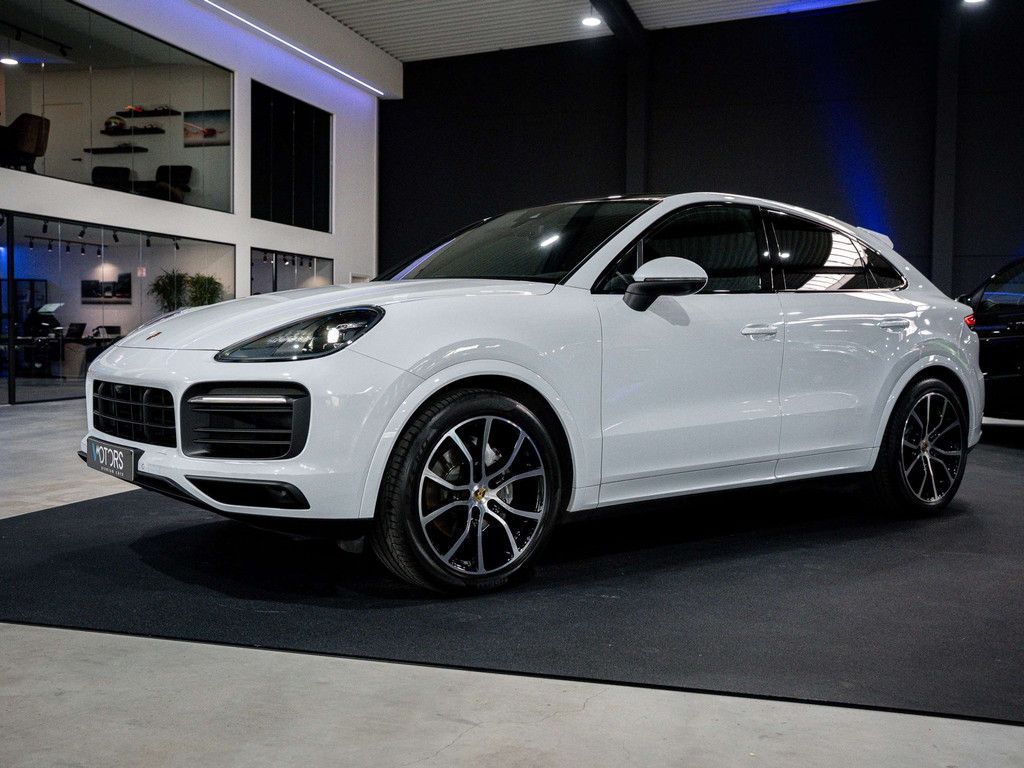 Porsche Cayenne 2021