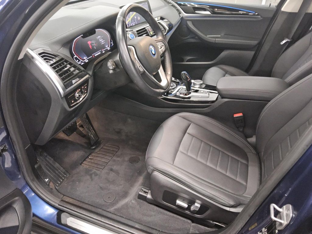 BMW iX3 2021