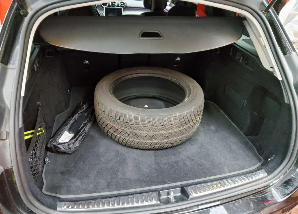 Mercedes-Benz C 200 2023