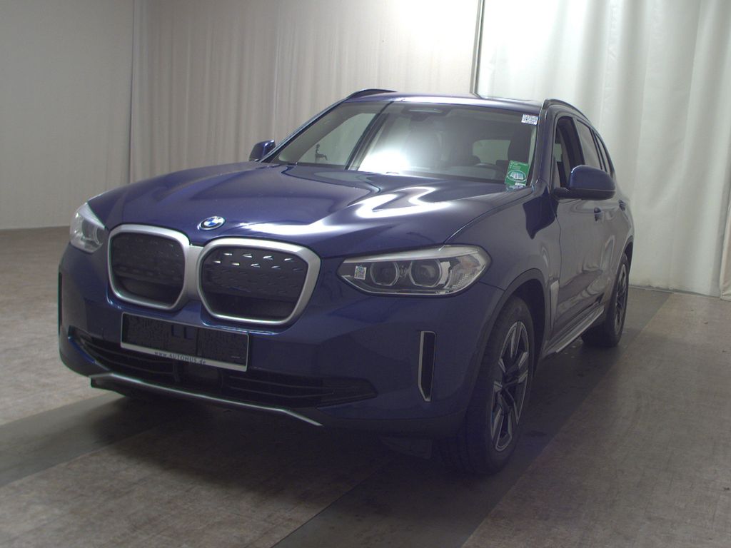 BMW iX3 2021