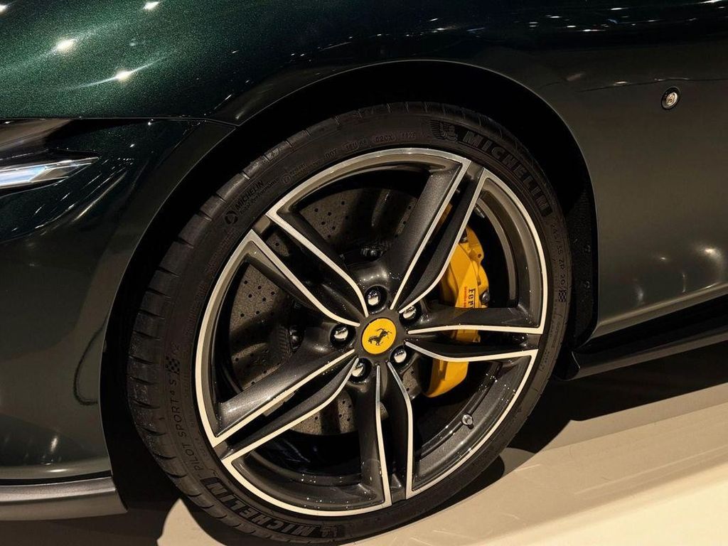 Ferrari Roma 2025