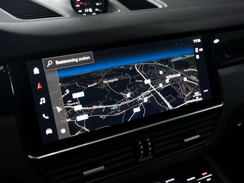 Porsche Cayenne 2021