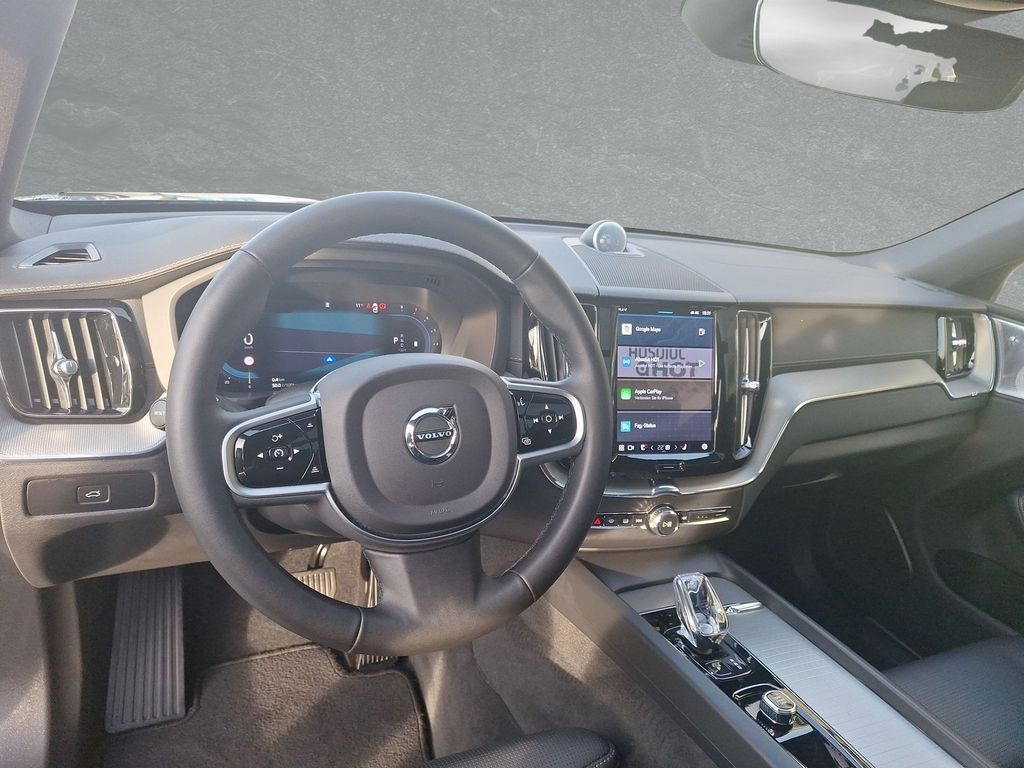 Volvo XC60 2025