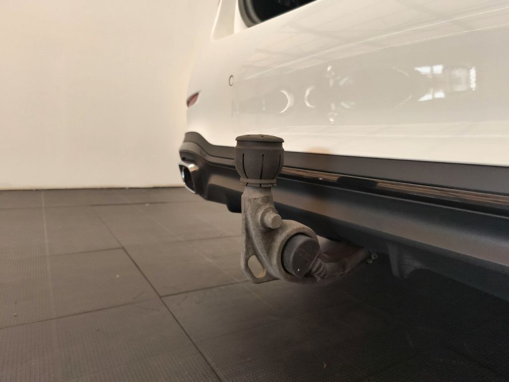 Mercedes-Benz C 220 2024