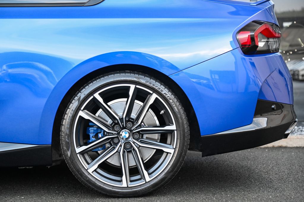 BMW M240i 2022