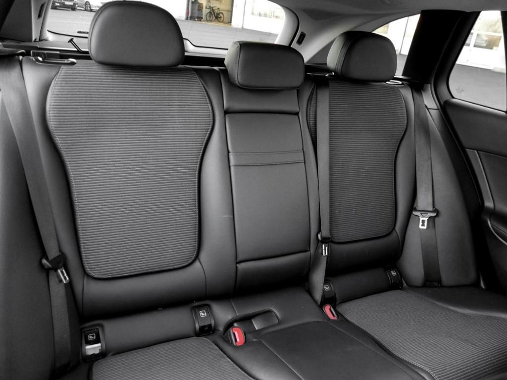 Mercedes-Benz C 200 2023