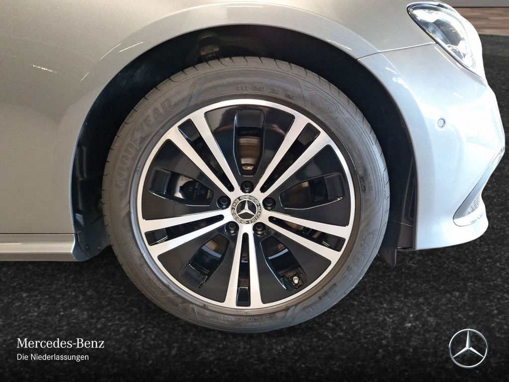 Mercedes-Benz E 200 2022