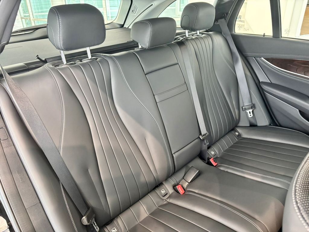 Mercedes-Benz E 400 2022