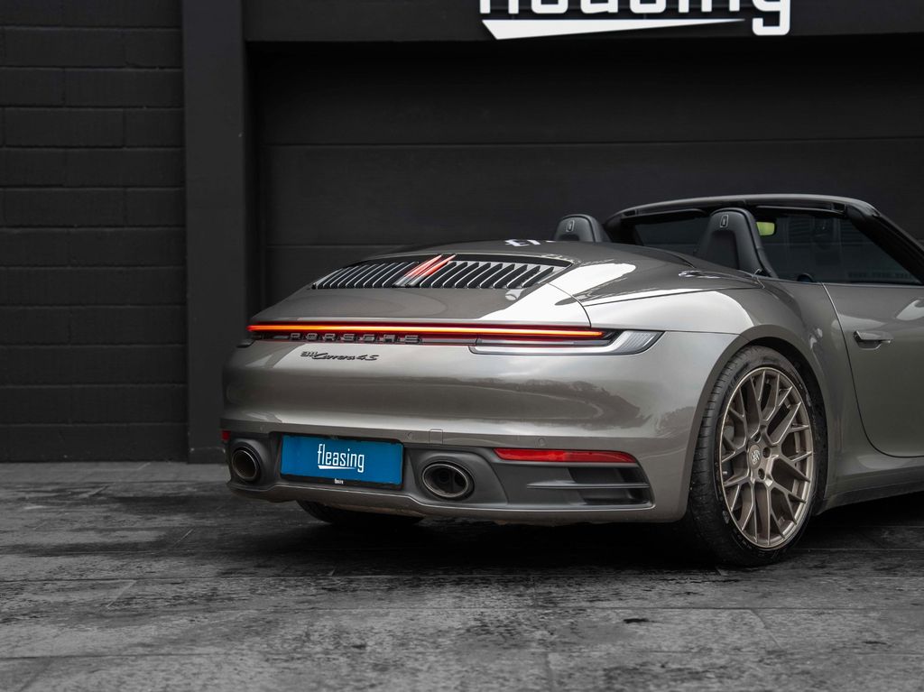 Porsche 992 2019
