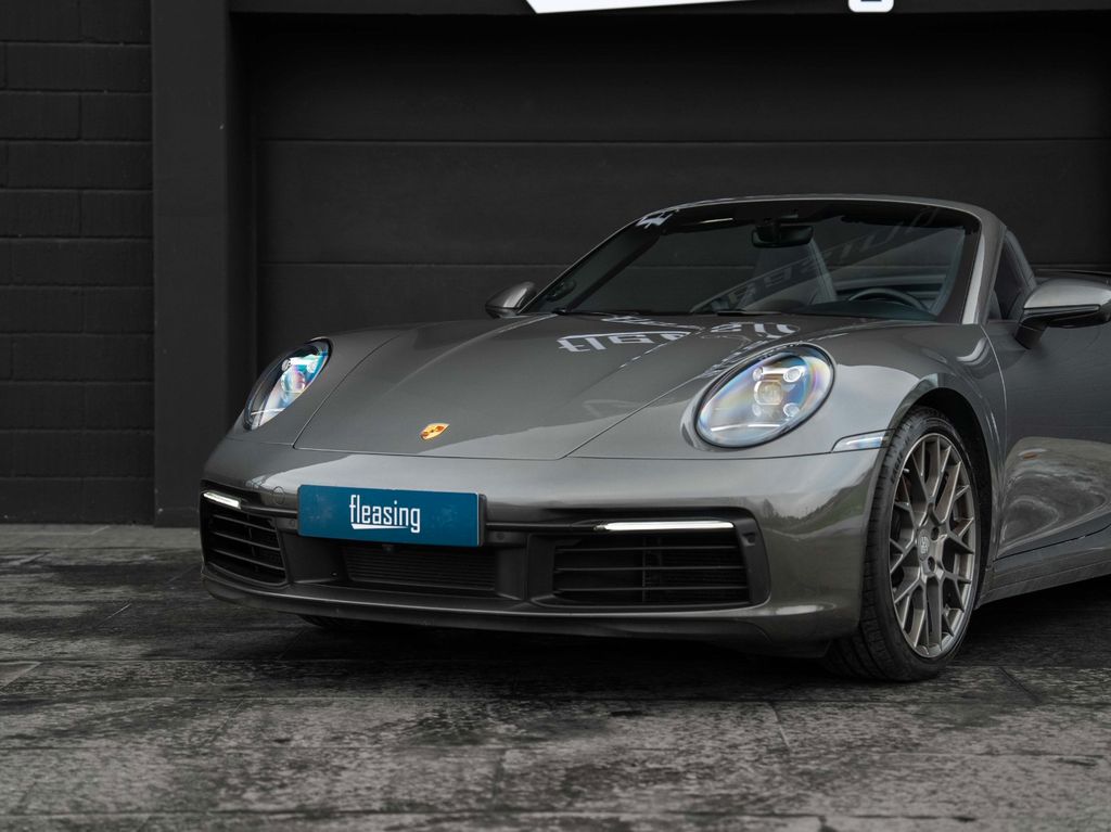 Porsche 992 2019