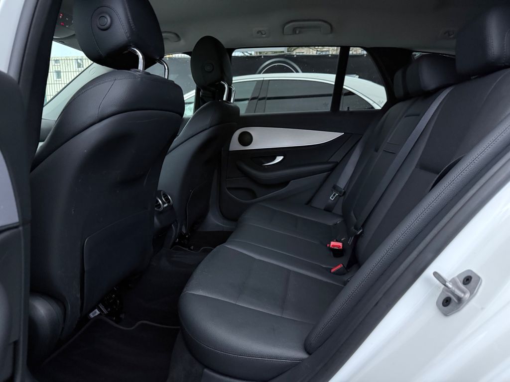 Mercedes-Benz E 300 2021