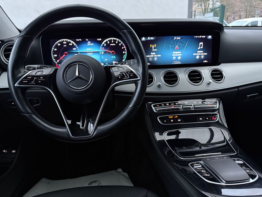 Mercedes-Benz E 300 2021