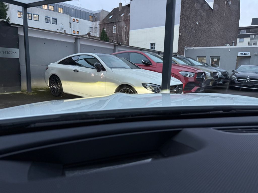 Mercedes-Benz E 300 2021