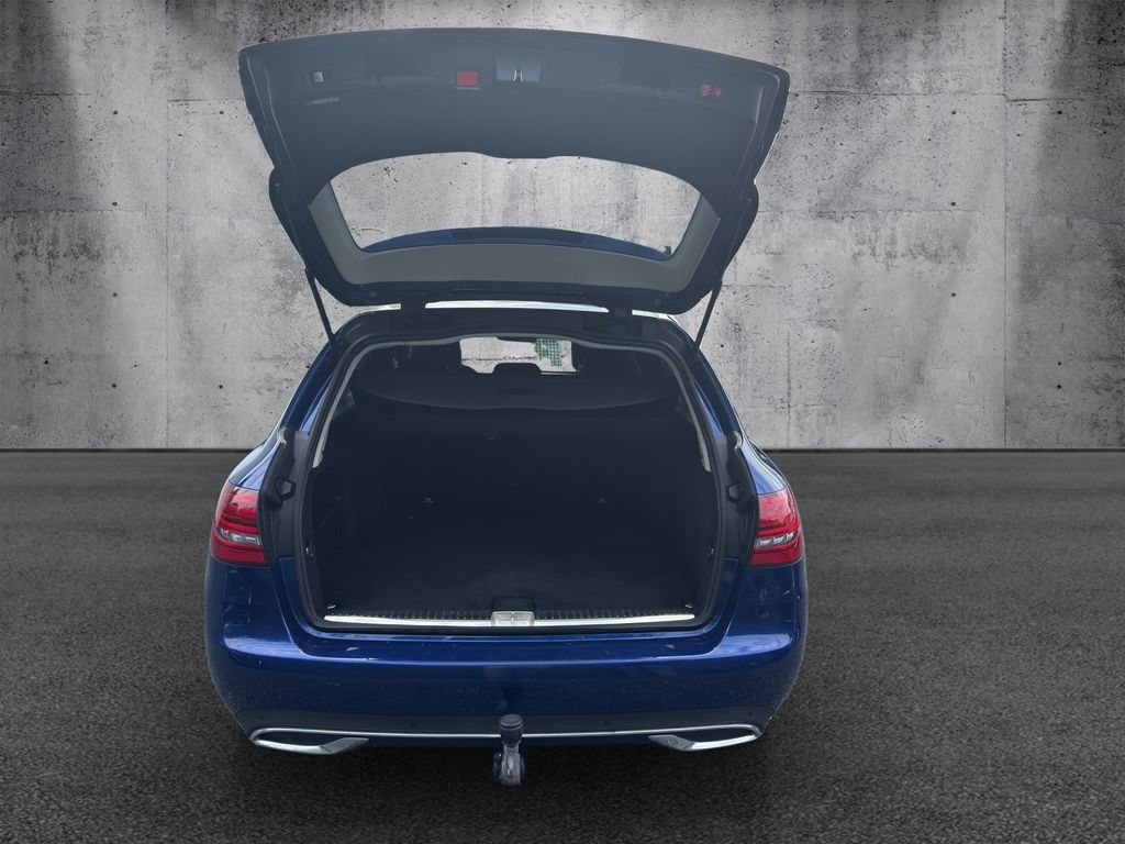 Mercedes-Benz C 300 2021