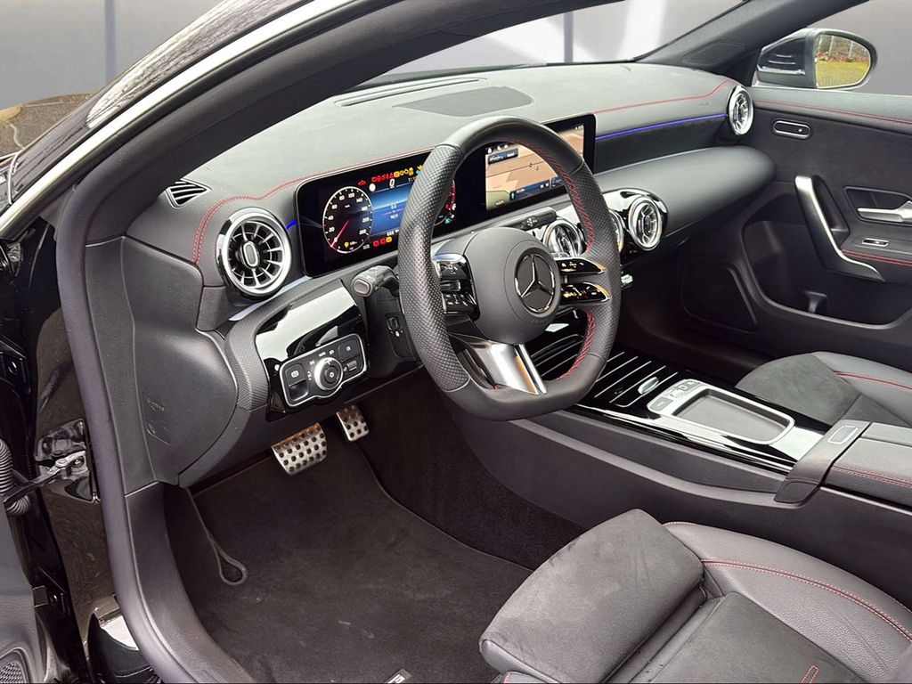 Mercedes-Benz CLA 200 2024