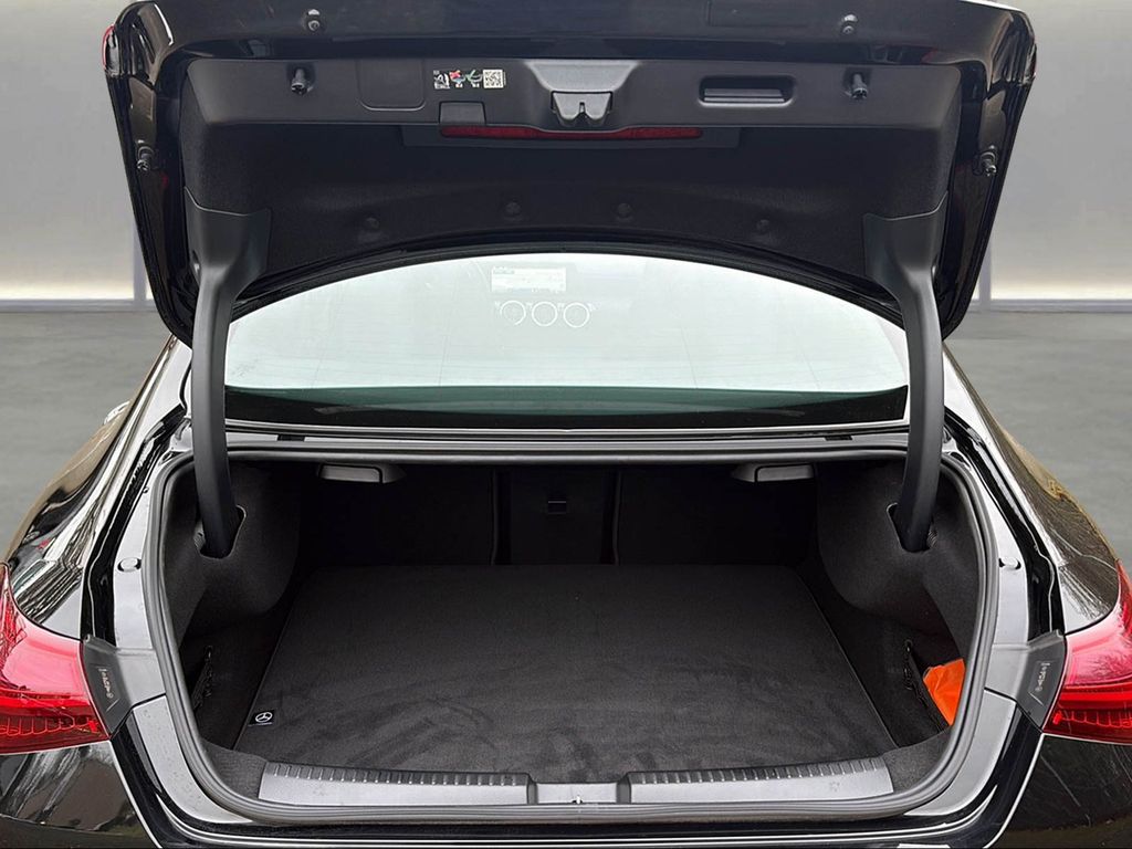 Mercedes-Benz CLA 200 2024