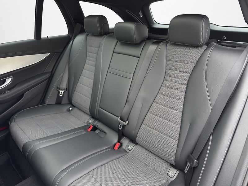 Mercedes-Benz E 400 2023