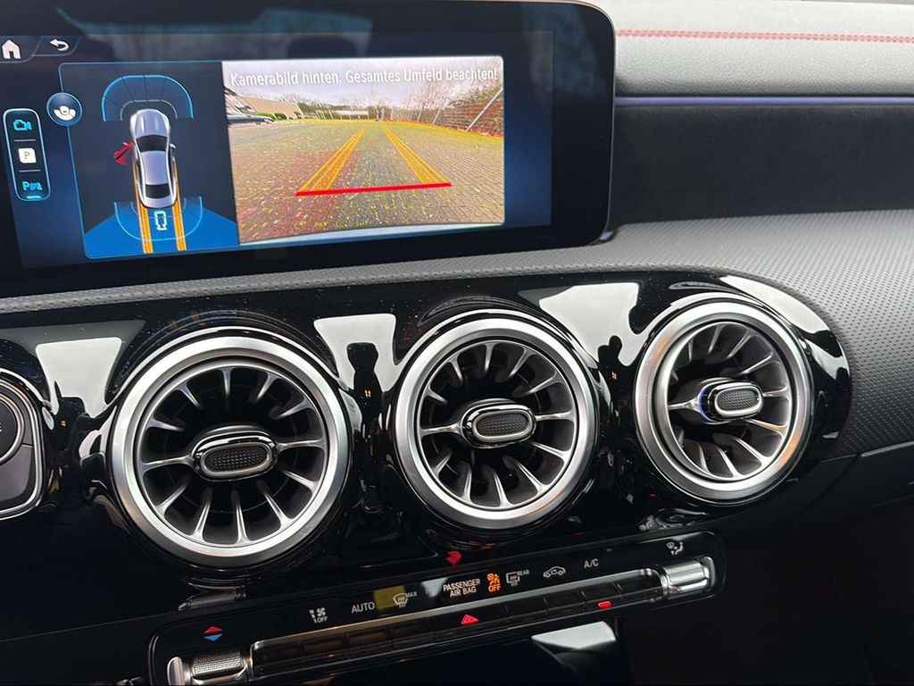 Mercedes-Benz CLA 200 2024