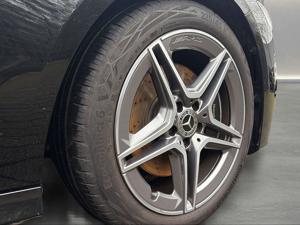 Mercedes-Benz CLA 200 2024