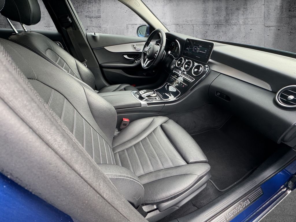 Mercedes-Benz C 300 2021