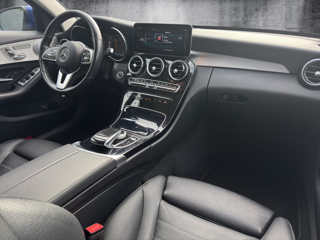 Mercedes-Benz C 300 2021
