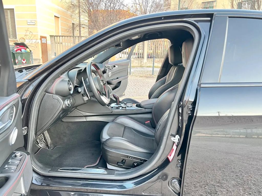 Alfa Romeo Giulia 2021