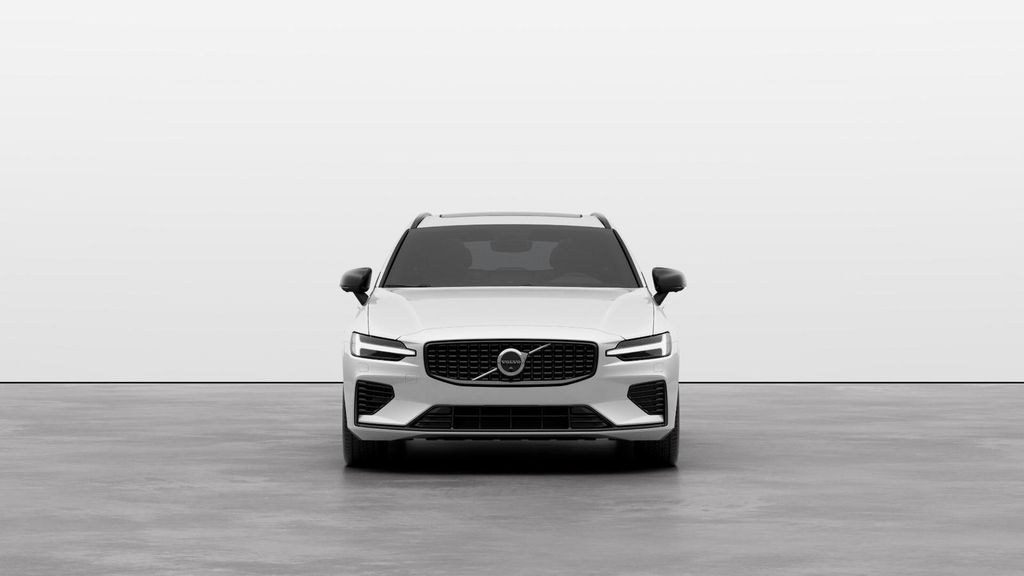 Volvo V60 2025