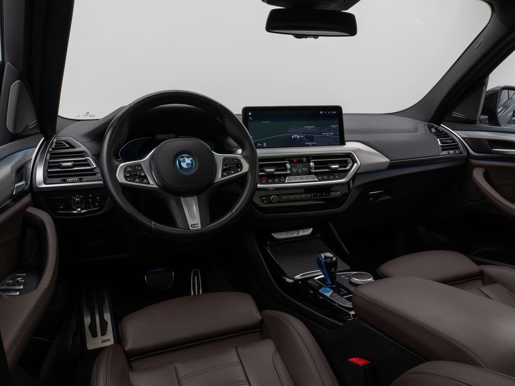 BMW iX3 2022