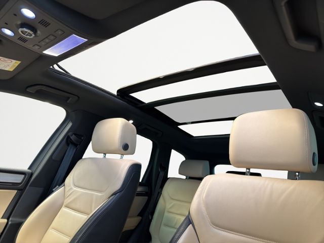 Volkswagen Touareg 2016