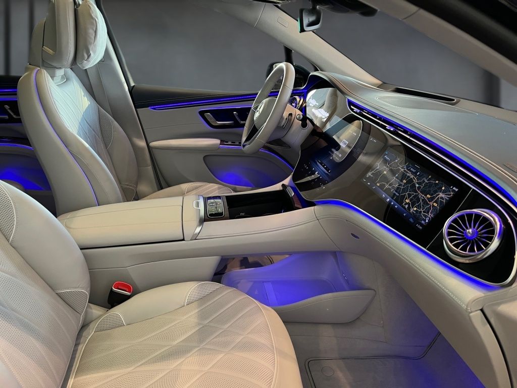 Mercedes-Benz EQS SUV 2023