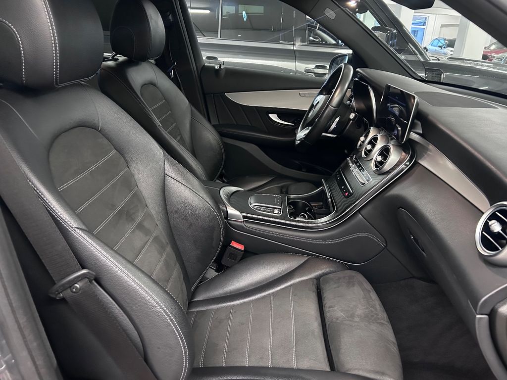 Mercedes-Benz GLC 300 2020