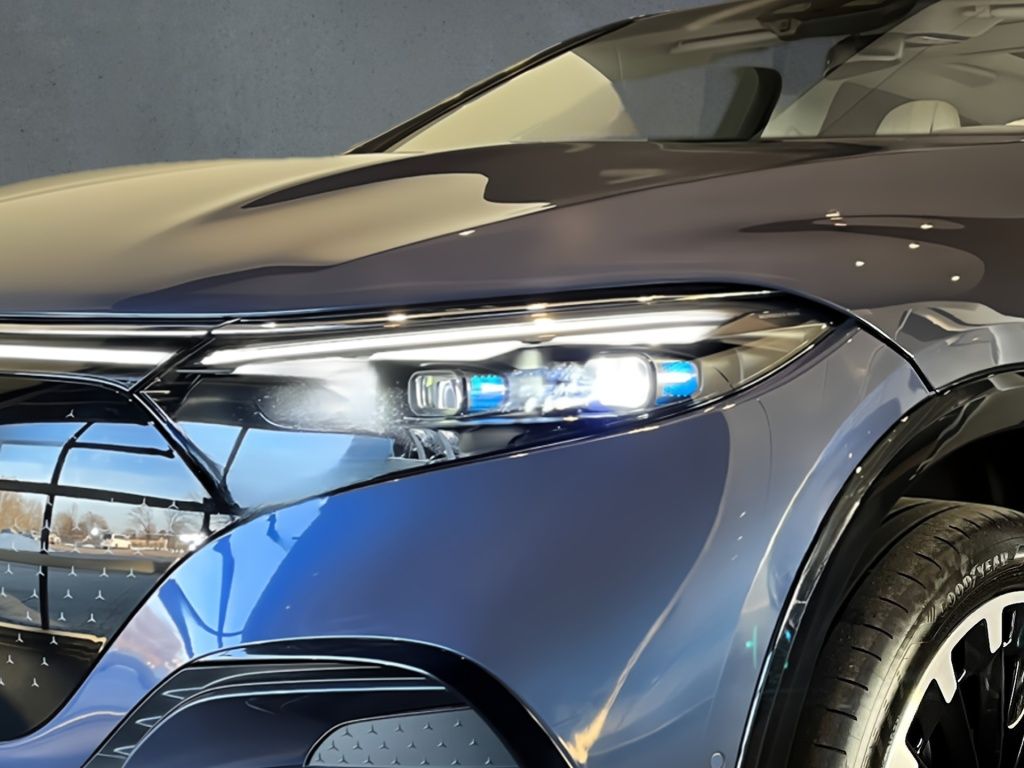 Mercedes-Benz EQS SUV 2023