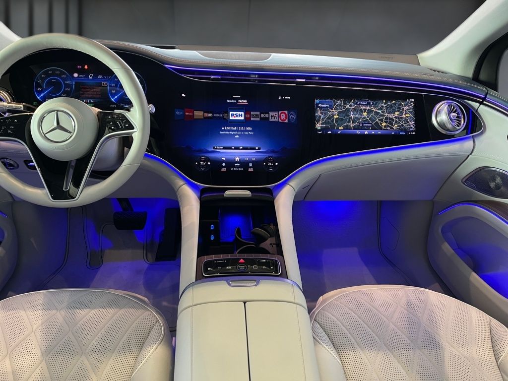 Mercedes-Benz EQS SUV 2023