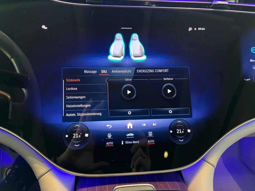 Mercedes-Benz EQS SUV 2023