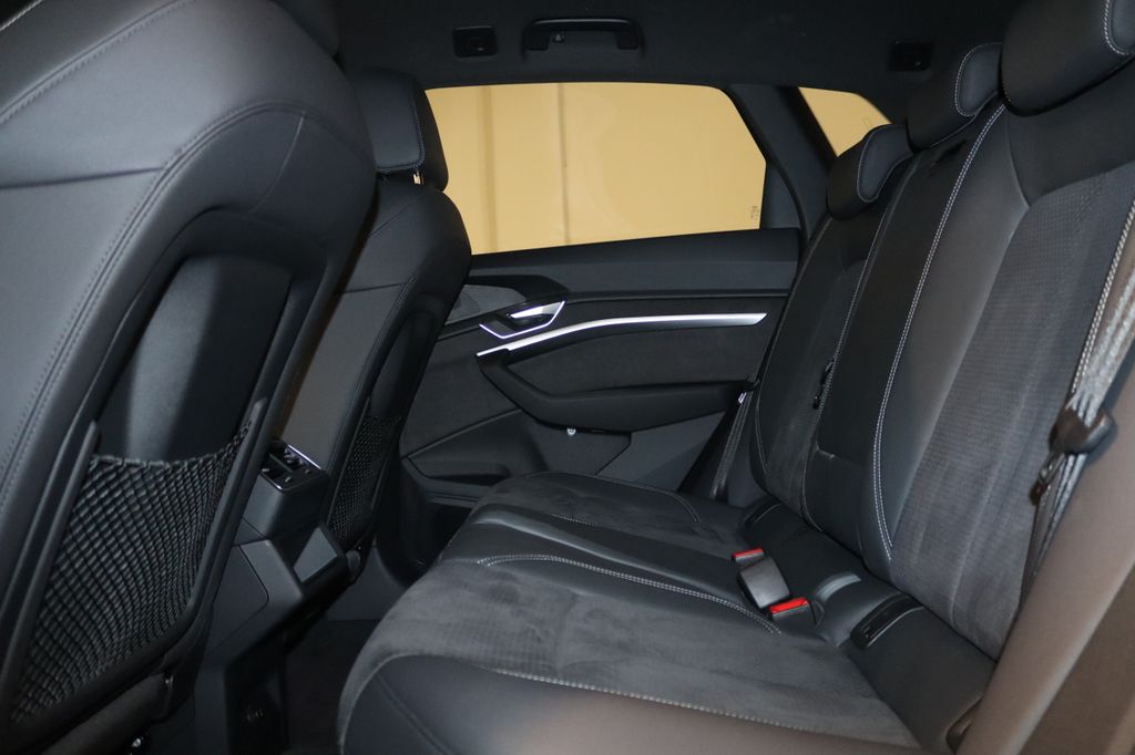 Audi e-tron 2022