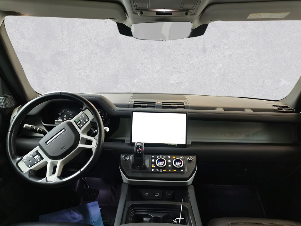 Land Rover Defender 2021